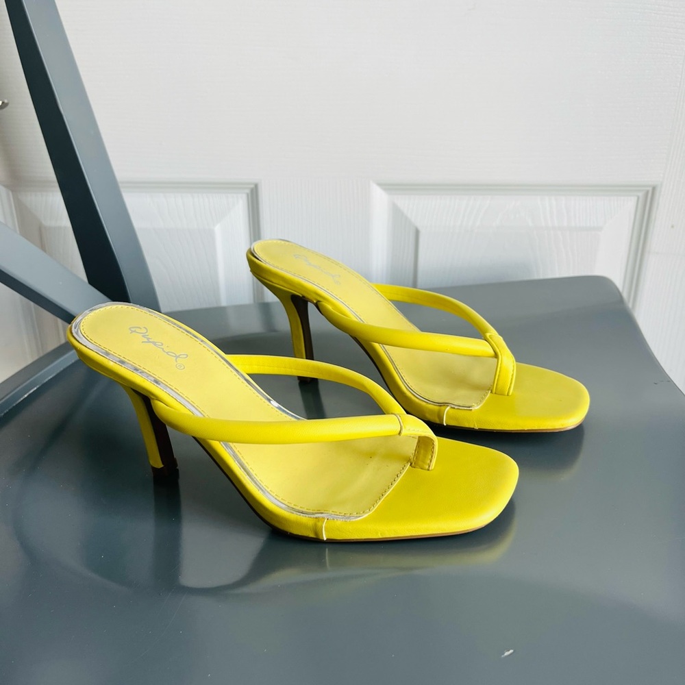 Yellow Thong Heeled Sandals - Qupid